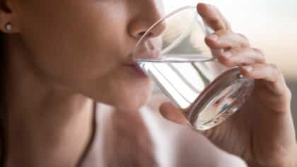 This is how to know if you’re actually hydrated, most people get it wrong